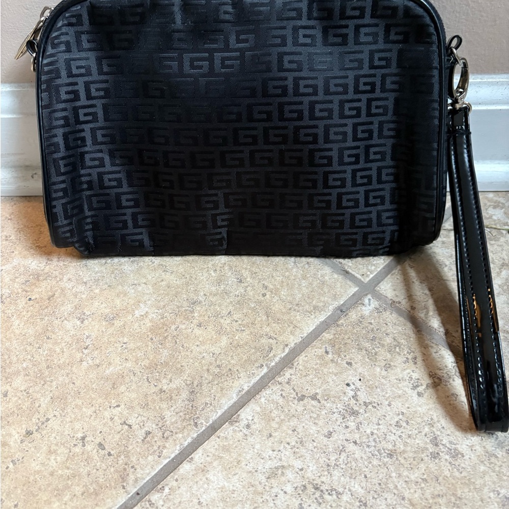 Guess Black Geometric Wristlet Clutch